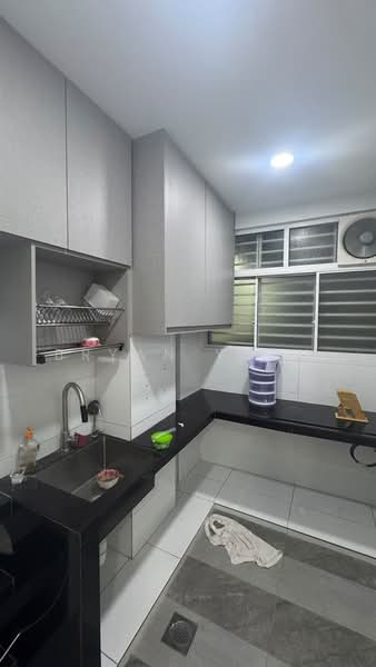 Kondominium untuk Disewa di Imperial Hatamas - Bryan Yeoh - Kitchen - PropertyGuru.com.my