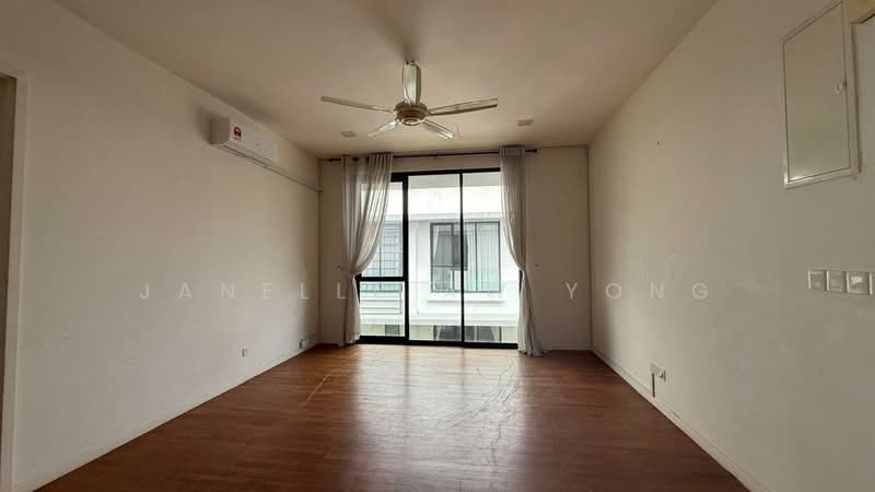 Semi-Detached House for Sale in East Ledang (Iskandar Puteri (Nusajaya)) - Janelle Aw Yong - Living Room - PropertyGuru.com.my