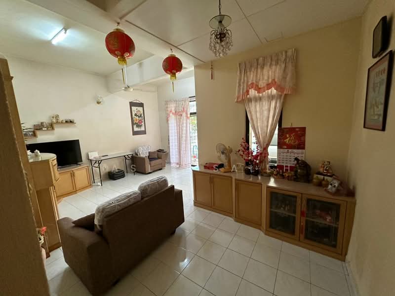 Rumah Teres 2-Tingkat untuk Dijual di Bayan Lepas (Penang) - Haslin Saleh - Living Room - PropertyGuru.com.my