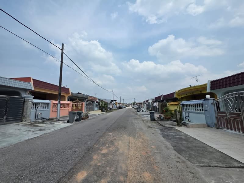 Rumah Teres 1-Tingkat untuk Dijual di Taman Johor Jaya (Johor Bahru) - Rene Tew - PropertyGuru.com.my