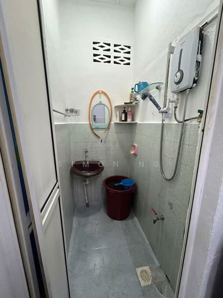 Rumah Teres 1-Tingkat untuk Disewa di Taman Impian (Bukit Mertajam) - Simon Ng - Bathroom - PropertyGuru.com.my