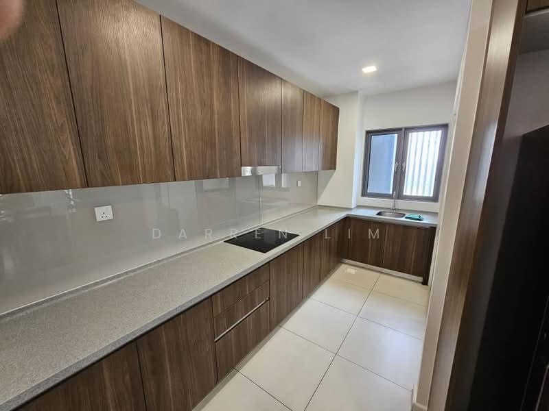 Kondominium untuk Disewa di Lakefront Residence - Darren Lim - Kitchen - PropertyGuru.com.my