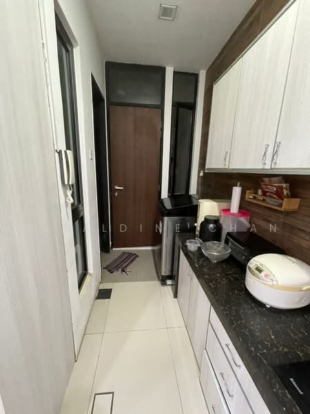 3-storey Terraced House for Rent in Denai Alam (Shah Alam) - Geraldine Chan - Kitchen - PropertyGuru.com.my