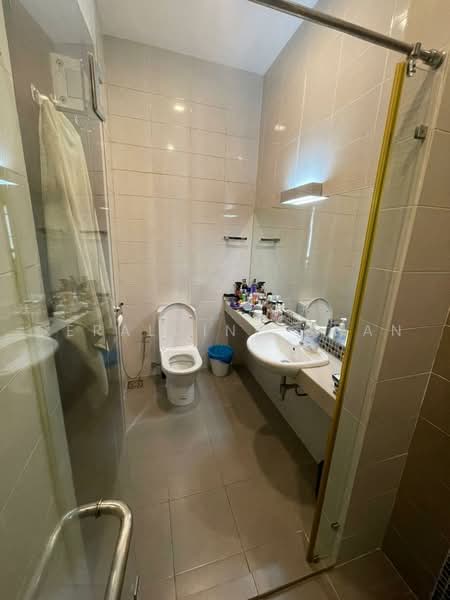3-storey Terraced House for Rent in Denai Alam (Shah Alam) - Geraldine Chan - Bathroom - PropertyGuru.com.my