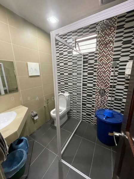 3-storey Terraced House for Rent in Denai Alam (Shah Alam) - Geraldine Chan - Bathroom - PropertyGuru.com.my
