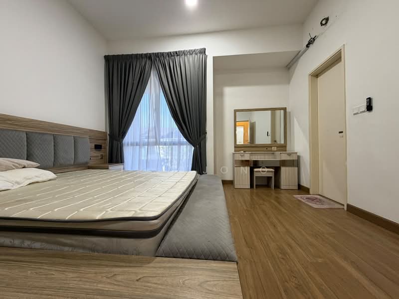 Rumah Teres untuk Dijual di Kota Emerald (Rawang) - Tris Jong - Bedroom - PropertyGuru.com.my