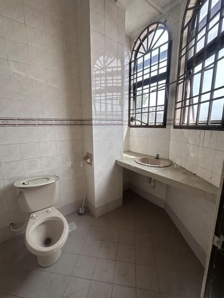 Rumah Teres 2-Tingkat untuk Dijual di Taman Desa Cemerlang (Ulu Tiram) - Carine Chew - PropertyGuru.com.my