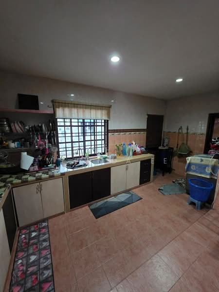 Rumah Teres 1-Tingkat untuk Dijual di Taman Rinting (Masai) - Melinda Ee - Kitchen - PropertyGuru.com.my