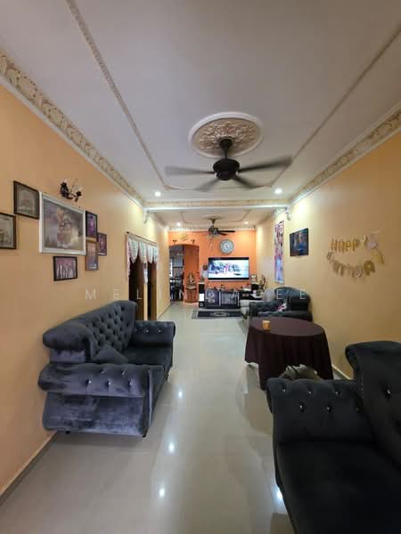 Rumah Teres 1-Tingkat untuk Dijual di Taman Rinting (Masai) - Melinda Ee - Living Room - PropertyGuru.com.my