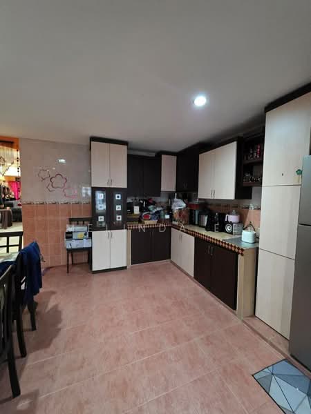 Rumah Teres 1-Tingkat untuk Dijual di Taman Rinting (Masai) - Melinda Ee - Kitchen - PropertyGuru.com.my