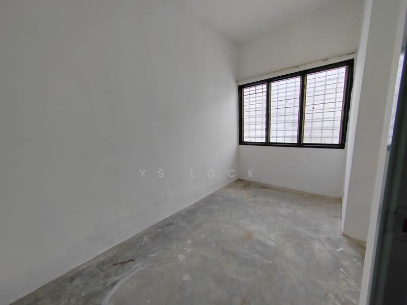 2-storey Terraced House for Rent in Taman Putra Prima (Puchong) - YS Lock - Interior - PropertyGuru.com.my