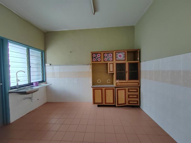 2-storey Terraced House for Rent in Taman Putra Prima (Puchong) - YS Lock - Kitchen - PropertyGuru.com.my