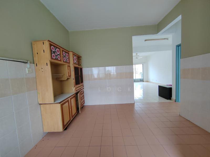 2-storey Terraced House for Rent in Taman Putra Prima (Puchong) - YS Lock - Kitchen - PropertyGuru.com.my
