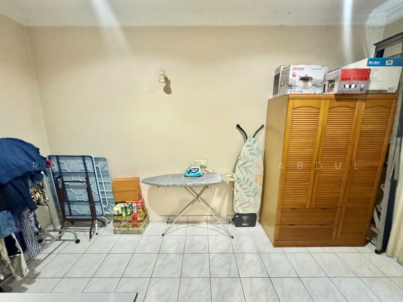 Rumah Teres 2 Tingkat untuk Dijual di Bukit Jelutong (Shah Alam) - Rafedah Binti Abdul Aziz - Interior - PropertyGuru.com.my