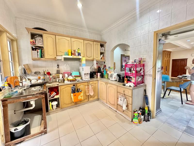 Rumah Teres 2 Tingkat untuk Dijual di Bukit Jelutong (Shah Alam) - Rafedah Binti Abdul Aziz - Kitchen - PropertyGuru.com.my