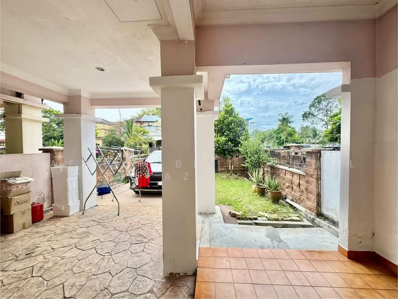 Rumah Teres 2 Tingkat untuk Dijual di Bukit Jelutong (Shah Alam) - Rafedah Binti Abdul Aziz - Exterior - PropertyGuru.com.my