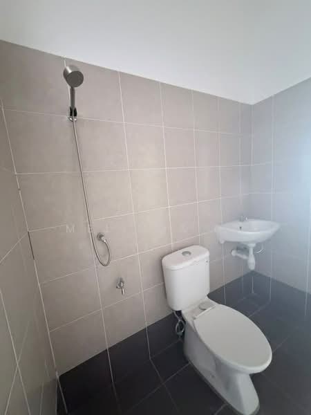 Pangsapuri untuk Dijual di Seri Molek Perdana - Melinda Ee - Bathroom - PropertyGuru.com.my