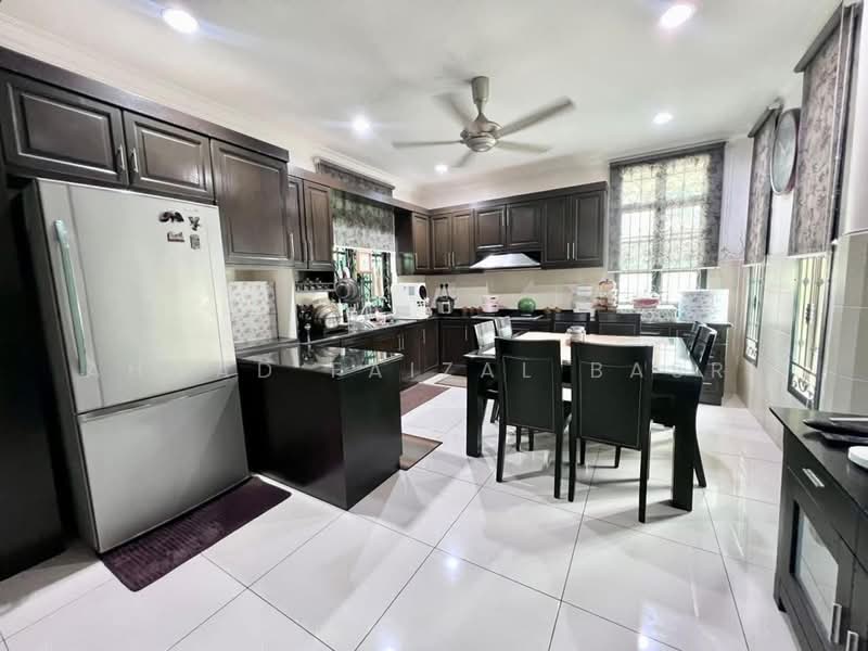 Rumah Teres 2 Tingkat untuk Dijual di Ayer Keroh (Melaka) - Ahmad Faizal Basri - Kitchen - PropertyGuru.com.my