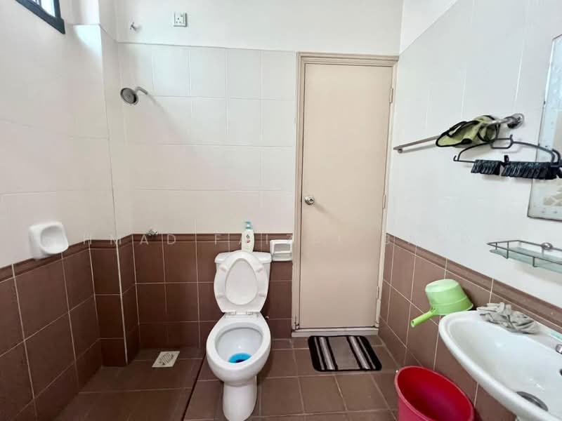 Rumah Teres 2 Tingkat untuk Dijual di Ayer Keroh (Melaka) - Ahmad Faizal Basri - Bathroom - PropertyGuru.com.my