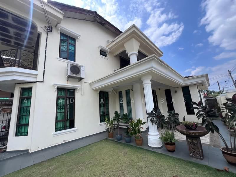 Rumah Teres 2 Tingkat untuk Dijual di Ayer Keroh (Melaka) - Ahmad Faizal Basri - Exterior - PropertyGuru.com.my