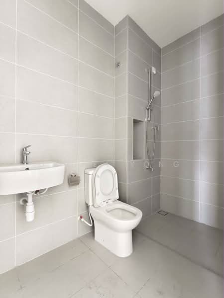 Rumah Teres 2-Tingkat untuk Dijual di Bandar Seri Alam (Masai) - Daniel Yong - Bathroom - PropertyGuru.com.my