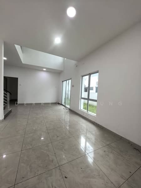 Rumah Banglo untuk Dijual di Ipoh (Perak) - Derrick Chung - Living Room - PropertyGuru.com.my