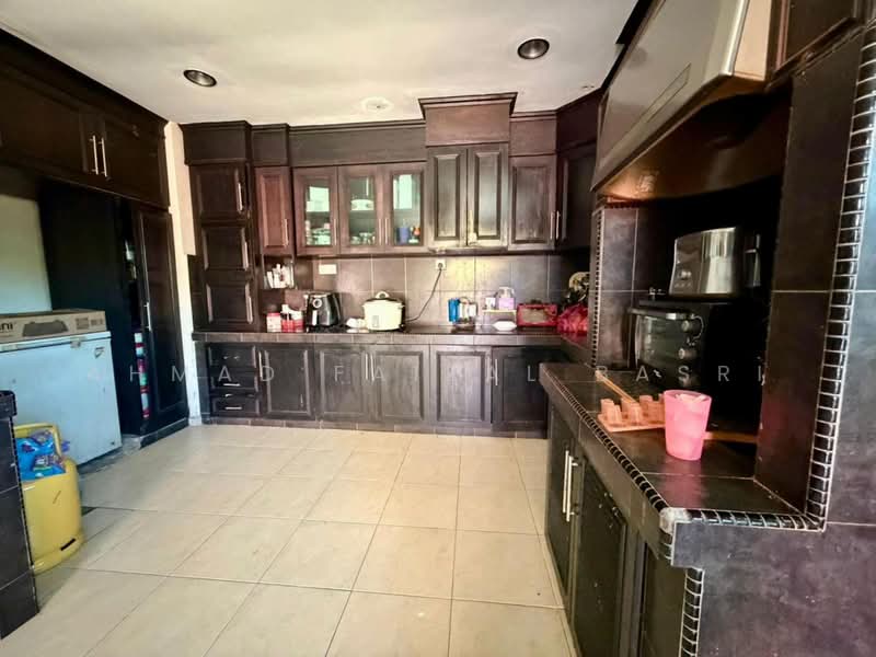 Semi-Detached House for Sale in Taman Delima Raya (Bukit Baru) - Ahmad Faizal Basri - Kitchen - PropertyGuru.com.my