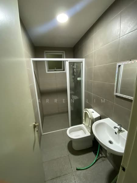 Kondominium untuk Disewa di Mutiara Ville - Darren Lim - Bathroom - PropertyGuru.com.my