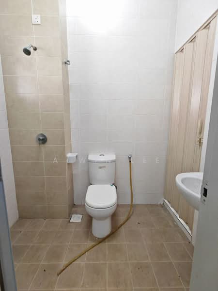 2-storey Terraced House for Sale in Setia Alam (Selangor) - Alwin Lee - Bathroom - PropertyGuru.com.my