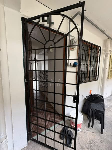 Rumah Flat untuk Dijual di Flat PKNS Seksyen 20 - Faliyana binti Muda - PropertyGuru.com.my
