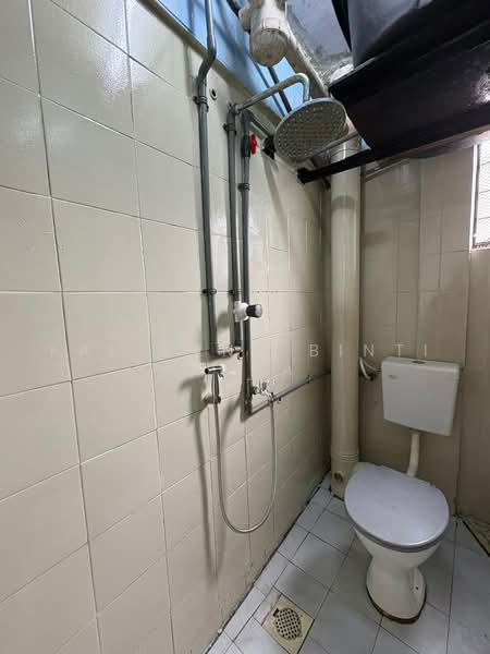 Rumah Flat untuk Dijual di Flat PKNS Seksyen 20 - Faliyana binti Muda - PropertyGuru.com.my