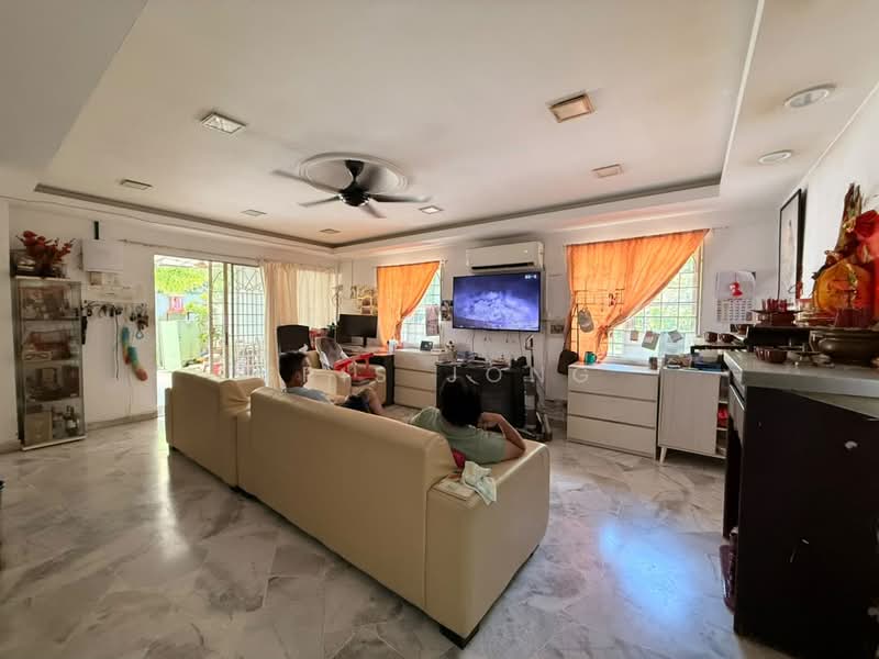 Rumah Teres 2-Tingkat untuk Dijual di Rawang Perdana 1 (Rawang) - Tris Jong - Living Room - PropertyGuru.com.my