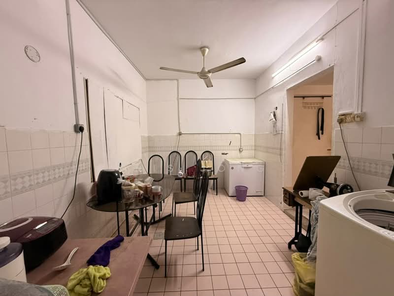 Rumah Teres 2-Tingkat untuk Dijual di Rawang Perdana 1 (Rawang) - Tris Jong - Kitchen - PropertyGuru.com.my