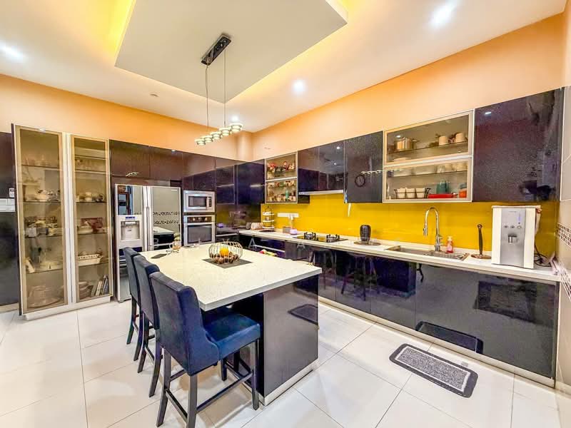 Semi-Detached House for Sale in D'Kayangan (Shah Alam) - BILYA ARIFF - Kitchen - PropertyGuru.com.my
