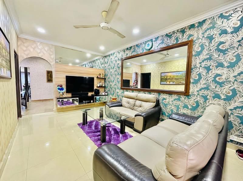 1-storey Terraced House for Sale in shah alam (Shah Alam) - Farhan Rafael - Living Room - PropertyGuru.com.my