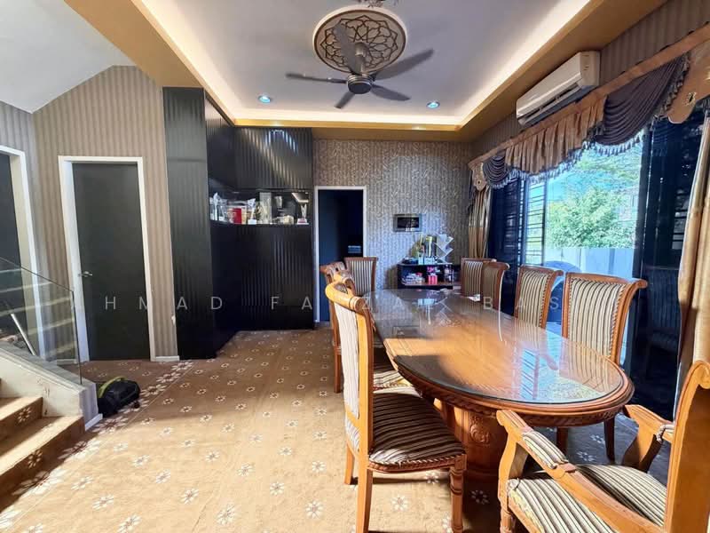 Bungalow House untuk Dijual di Taman Satu Krubong (Krubong) - Ahmad Faizal Basri - Dining Room - PropertyGuru.com.my