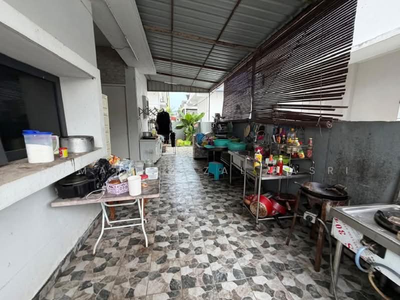 Bungalow House untuk Dijual di Taman Satu Krubong (Krubong) - Ahmad Faizal Basri - Kitchen - PropertyGuru.com.my