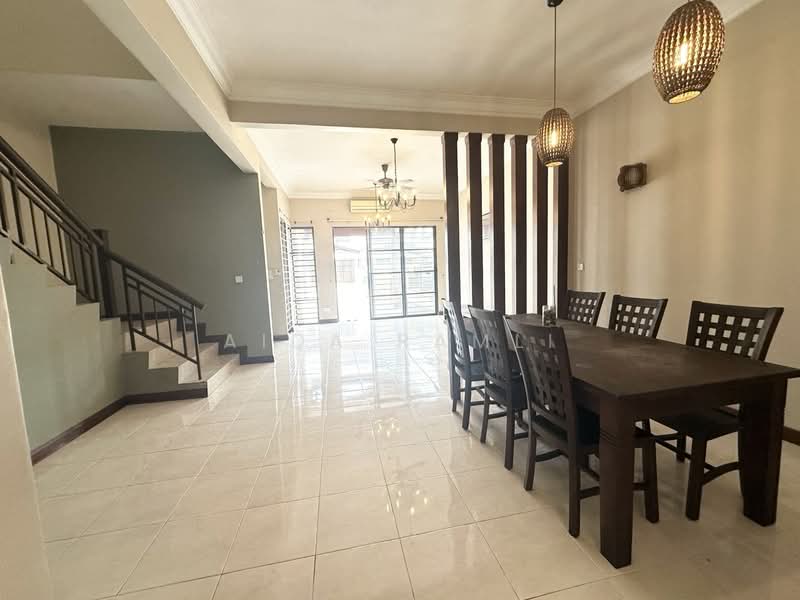 2-storey Terraced House for Sale in Bukit Jelutong (Shah Alam) - Aida Ramli - PropertyGuru.com.my