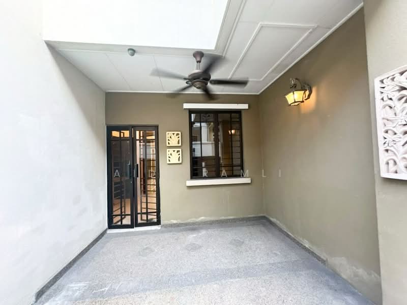 2-storey Terraced House for Sale in Bukit Jelutong (Shah Alam) - Aida Ramli - PropertyGuru.com.my