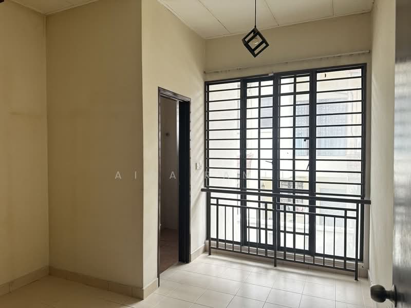 2-storey Terraced House for Sale in Bukit Jelutong (Shah Alam) - Aida Ramli - PropertyGuru.com.my