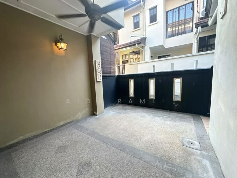 2-storey Terraced House for Sale in Bukit Jelutong (Shah Alam) - Aida Ramli - PropertyGuru.com.my