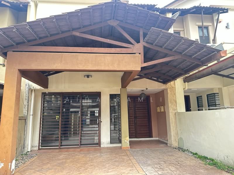 2-storey Terraced House for Sale in Bukit Jelutong (Shah Alam) - Aida Ramli - PropertyGuru.com.my