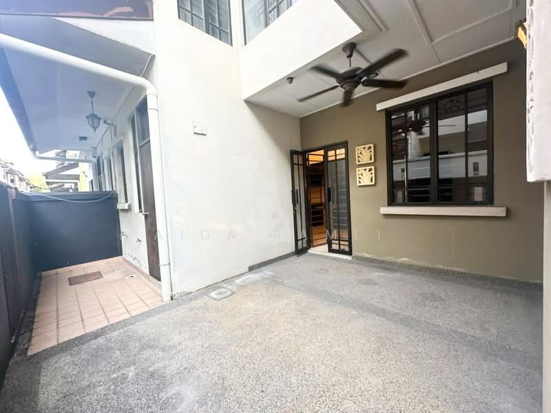2-storey Terraced House for Sale in Bukit Jelutong (Shah Alam) - Aida Ramli - PropertyGuru.com.my