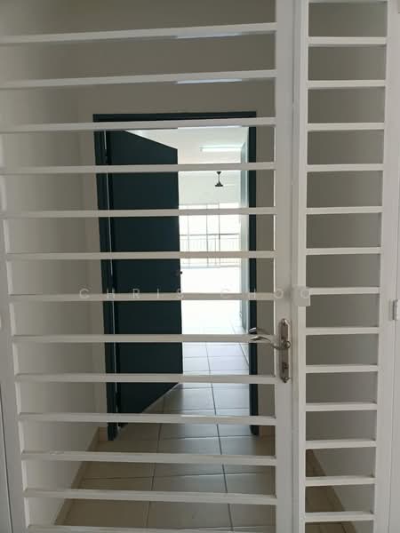 Pangsapuri untuk Disewa di Residensi Kesuma 1 - Chris Choo - Entrance - PropertyGuru.com.my