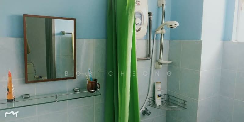 Apartment for Sale at Anggerik Villa 2 Apartment - Bob Cheong - Bathroom - PropertyGuru.com.my