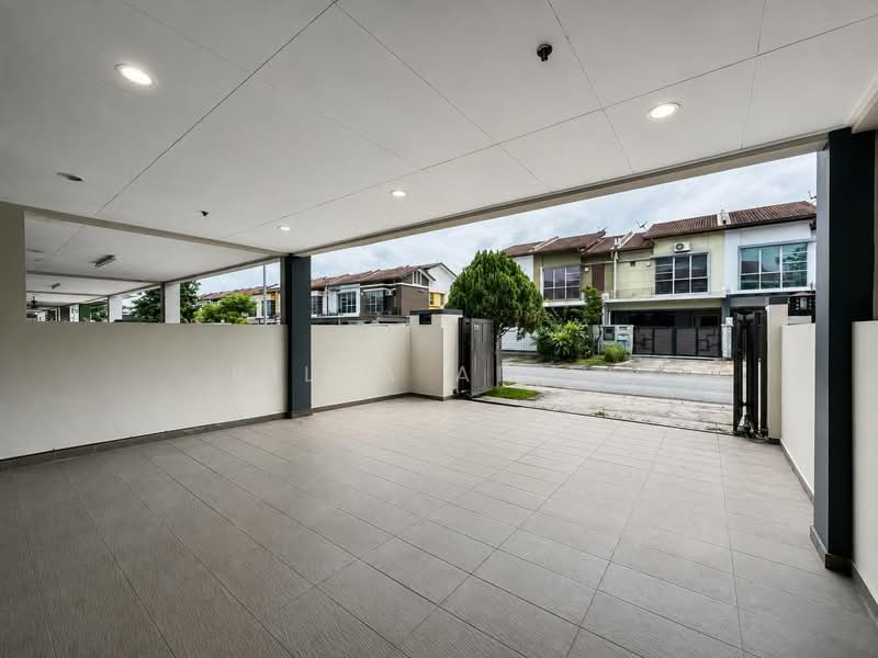 2-storey Terraced House for Sale in Setia Indah (Setia Alam) - BILYA ARIFF - Exterior - PropertyGuru.com.my