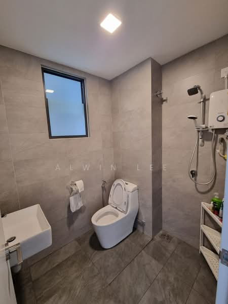 Service Residence for Rent at SUNSURIA FORUM SERVICED APARTMENT - Alwin Lee - Bathroom - PropertyGuru.com.my