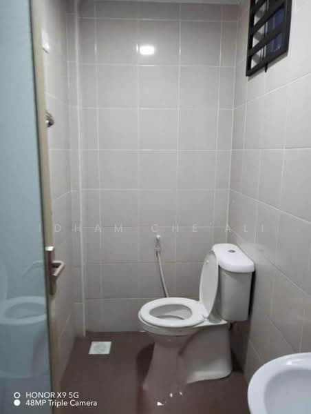 Terraced House for Sale in Kotasas (Kuantan) - Idham Che'Ali - Bathroom - PropertyGuru.com.my