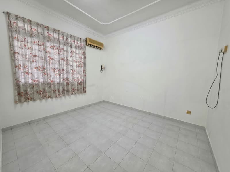 Rumah Teres 1-Tingkat untuk Dijual di Taman Johor Jaya (Johor Bahru) - Corine YG - PropertyGuru.com.my