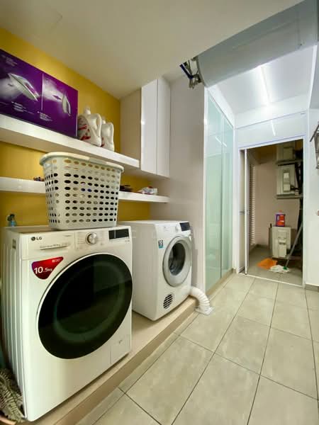 Pangsapuri untuk Dijual di Molek Pine 3 - Nico Ho - Interior - PropertyGuru.com.my